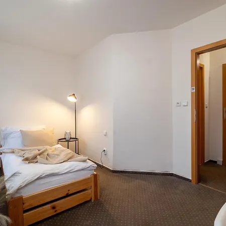 Garni Hotel